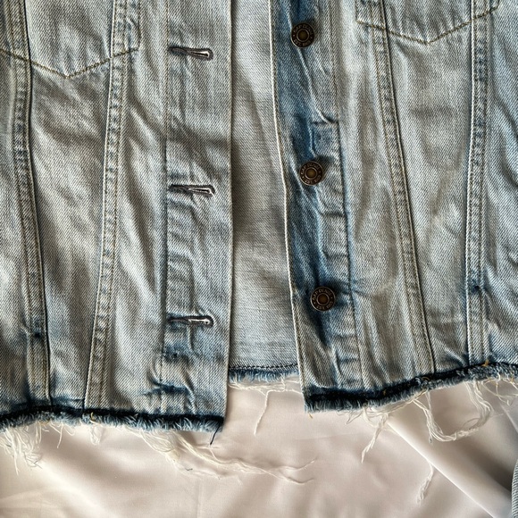 GAP Denim Jacket - Picture 3 of 5